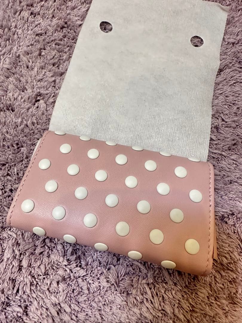 【新品未使用】MIU MIU ドットピンク キーケース