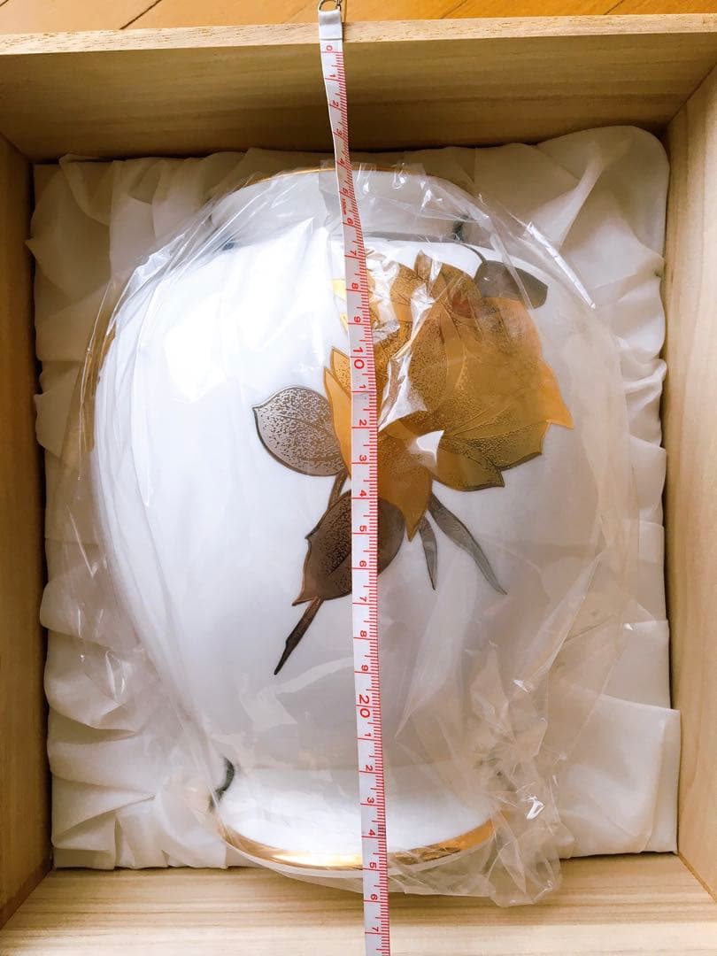 narumi 金色の花模様 陶磁器 花瓶