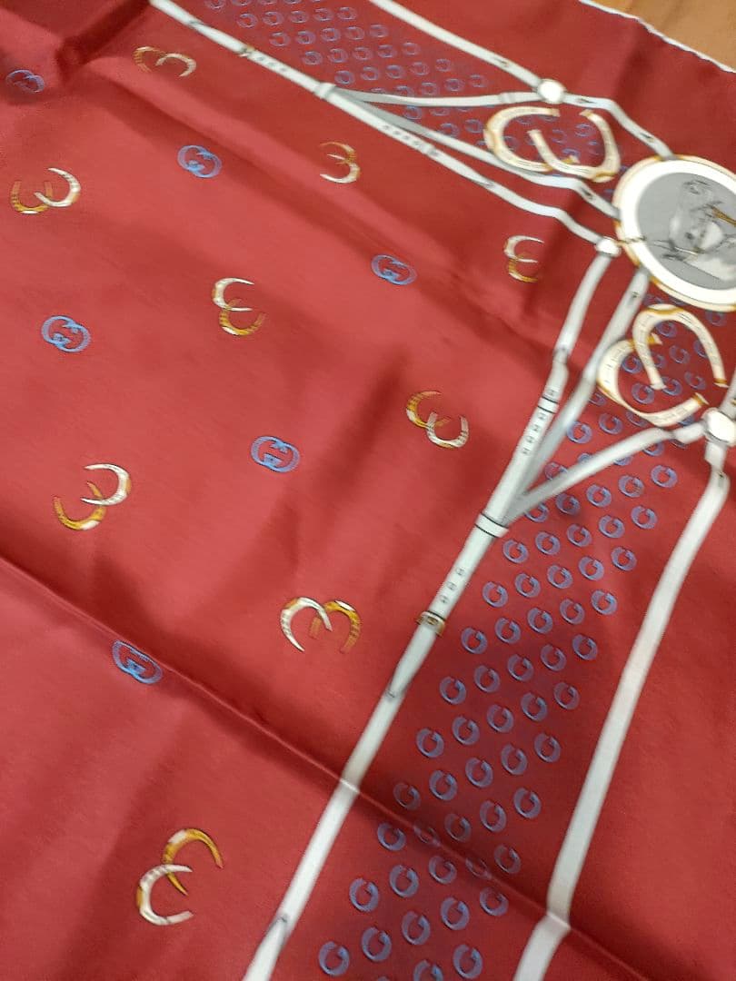 a46 GUCCI　グッチ　スカーフ　シルク100