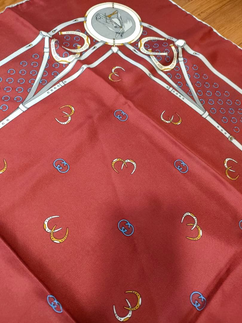 a46 GUCCI　グッチ　スカーフ　シルク100