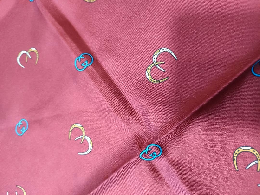 a46 GUCCI　グッチ　スカーフ　シルク100