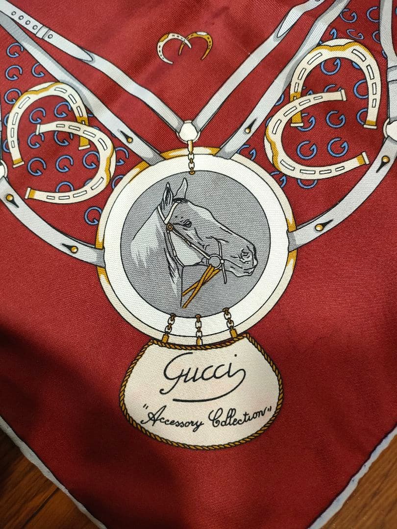 a46 GUCCI　グッチ　スカーフ　シルク100