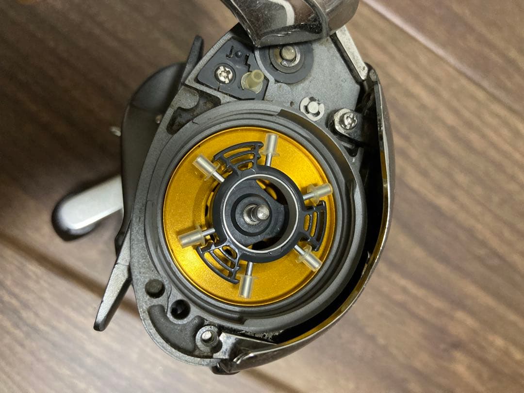 シマノ アンタレス AR 右　中古品