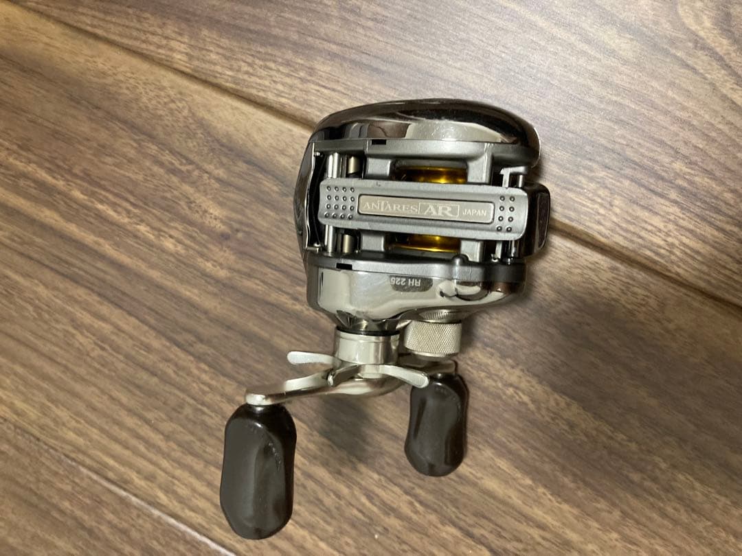 シマノ アンタレス AR 右　中古品