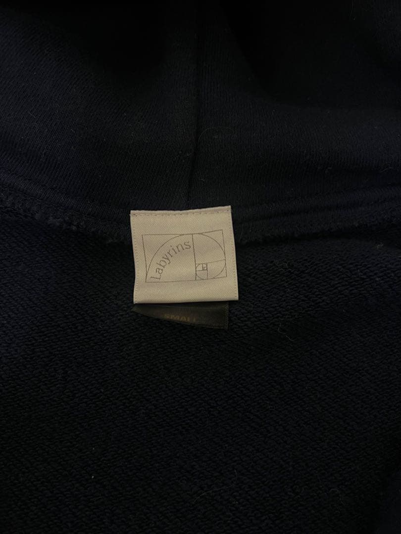 【美品】shury labyrins パーカー イルカ S