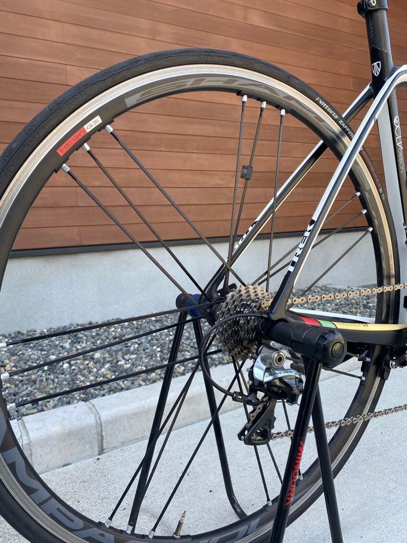 Trek madone 5.9 ロードバイク 700C カーボンフレーム