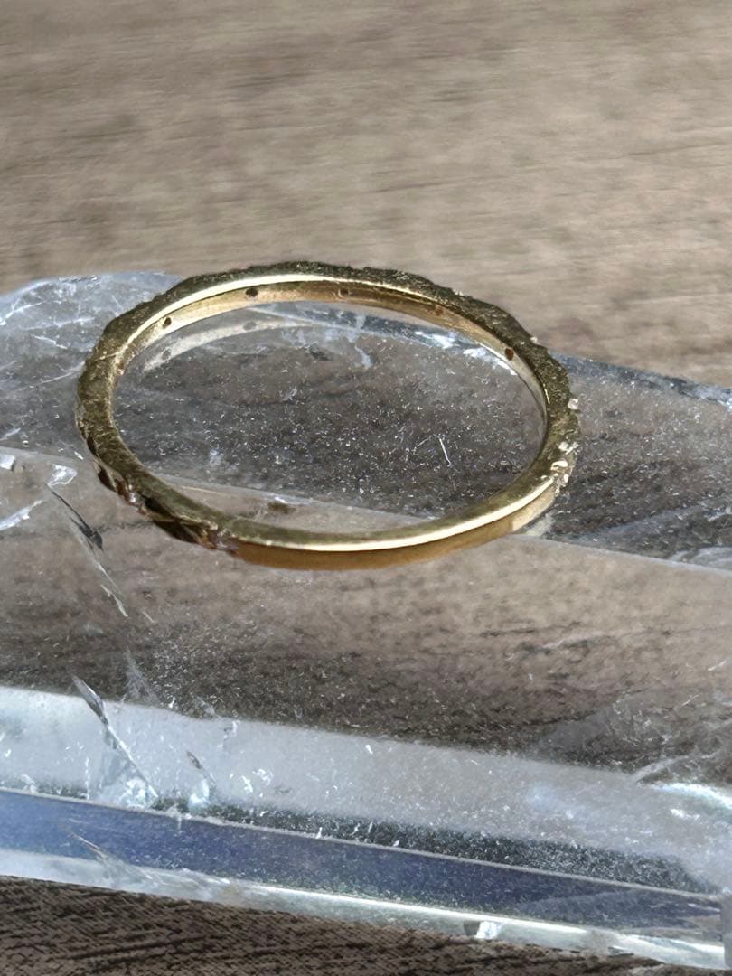 K18YG レリーフ　リング　メレダイヤ合計0.05ct 9号