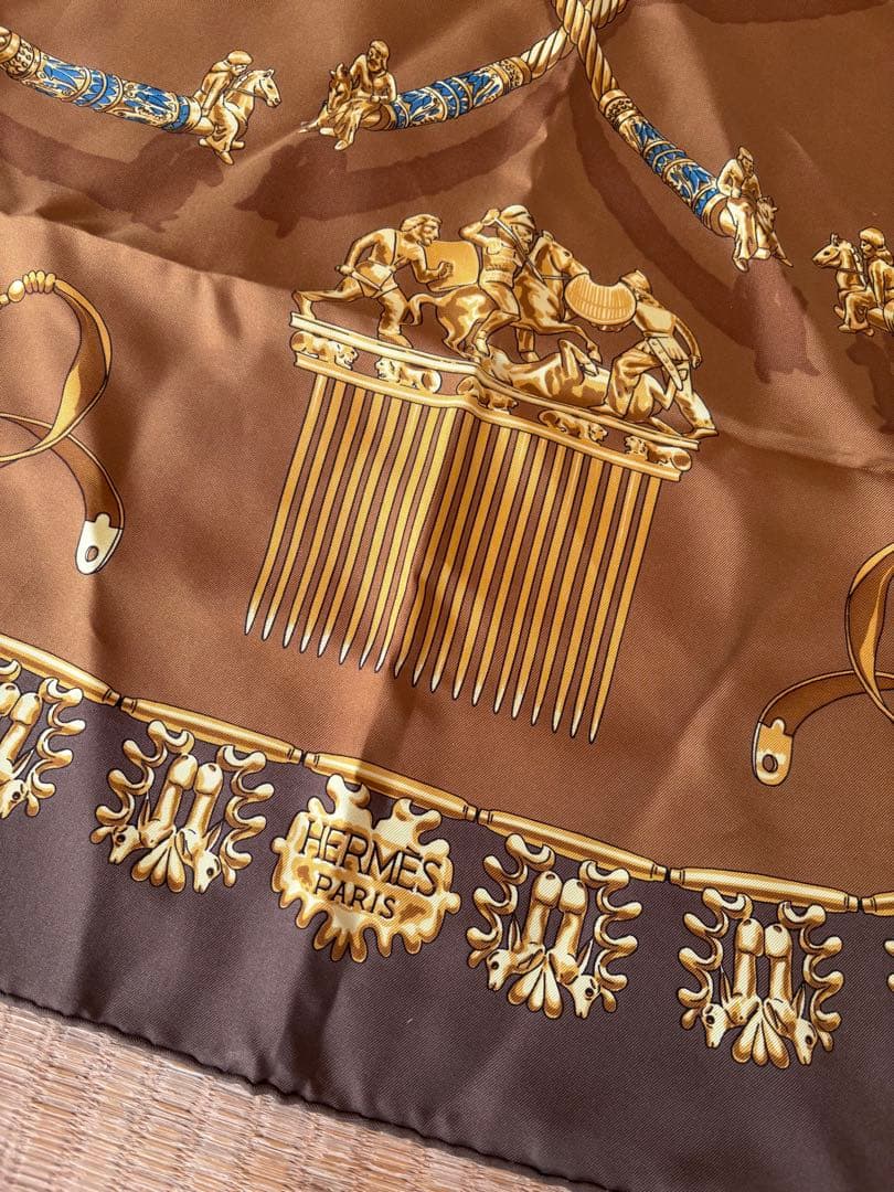 HERMES シルクスカーフ ブラウン ゴールド カレ90
