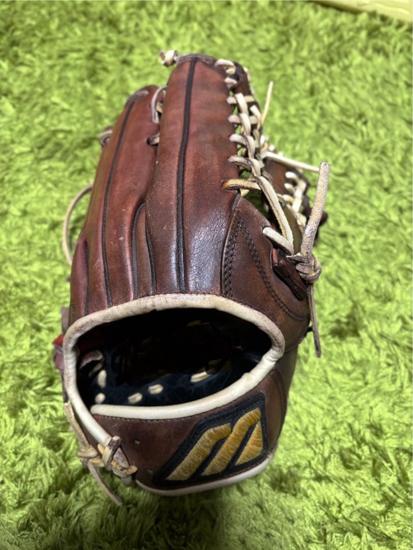 ミズノプロ野球用グローブ　ビックM