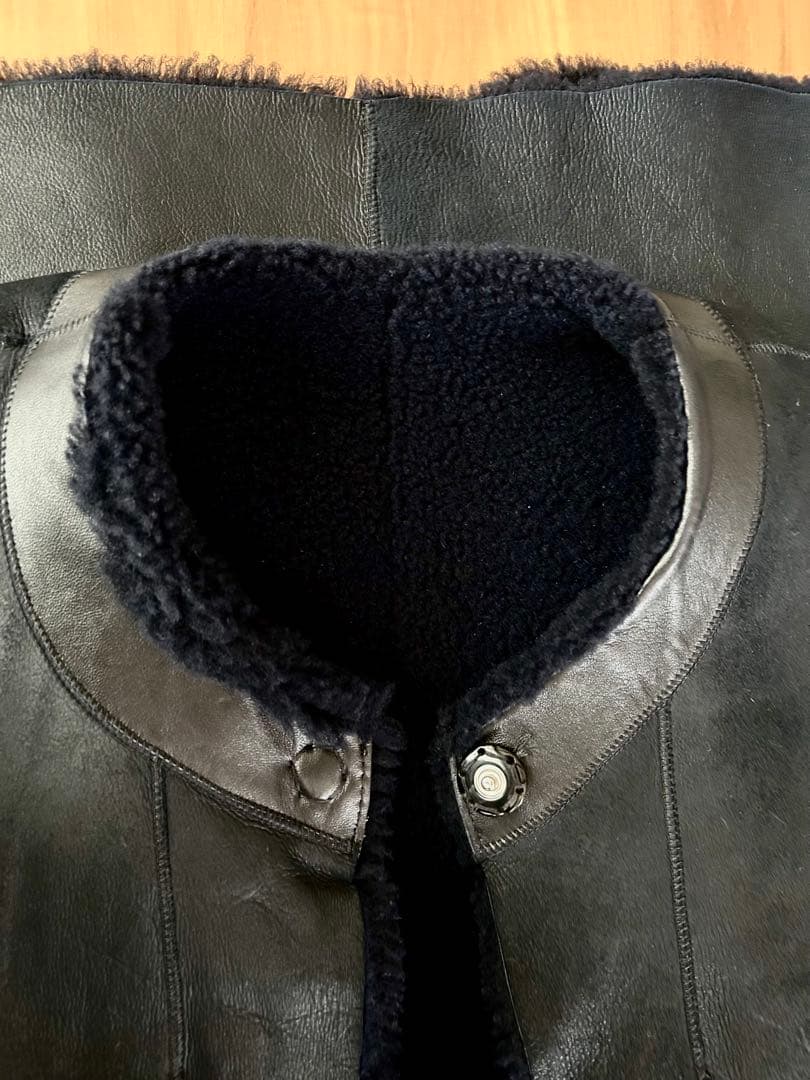 る*ん様 美品 KARL DONOGHUE カールドノヒュー ムートンジレ ベス