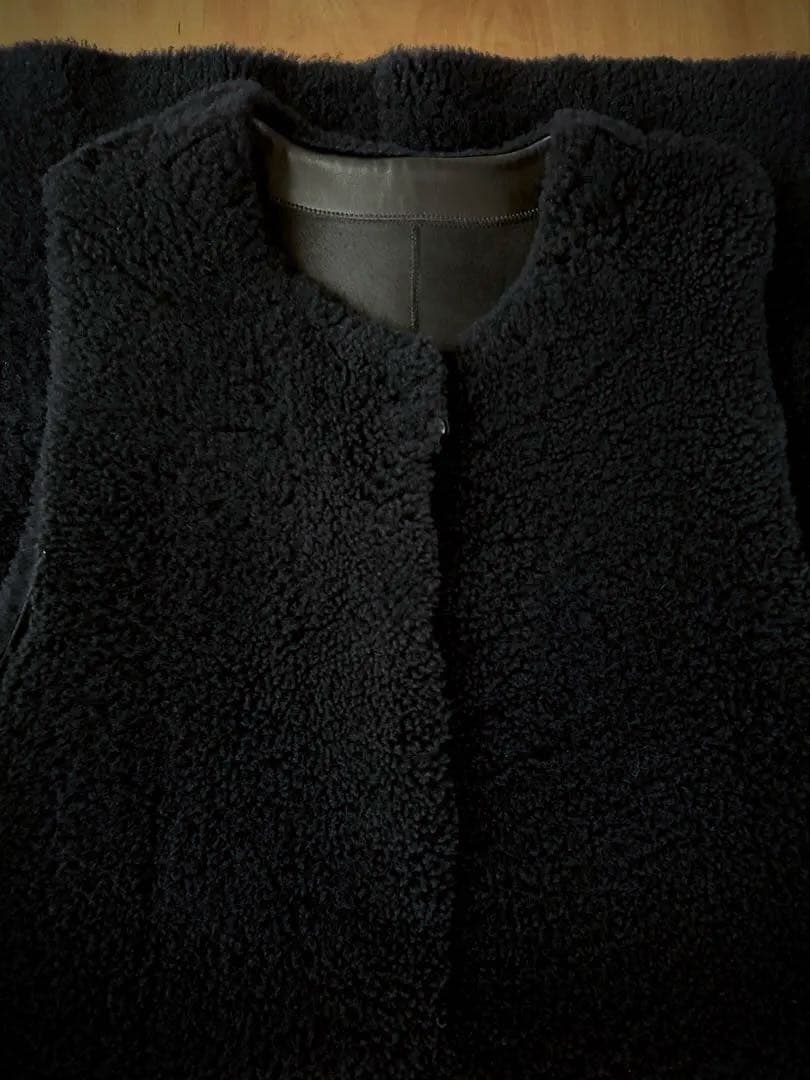 る*ん様 美品 KARL DONOGHUE カールドノヒュー ムートンジレ ベス