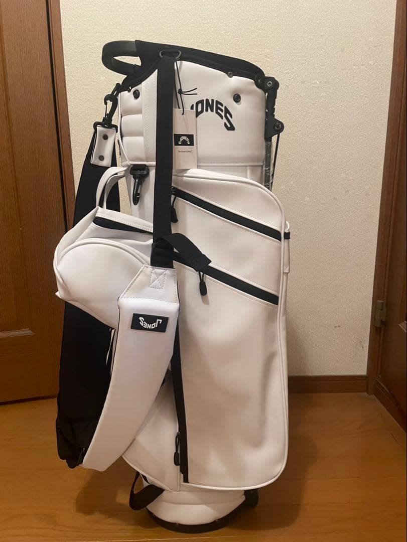 JONES ホワイト キャディバッグ　【新品未使用品】