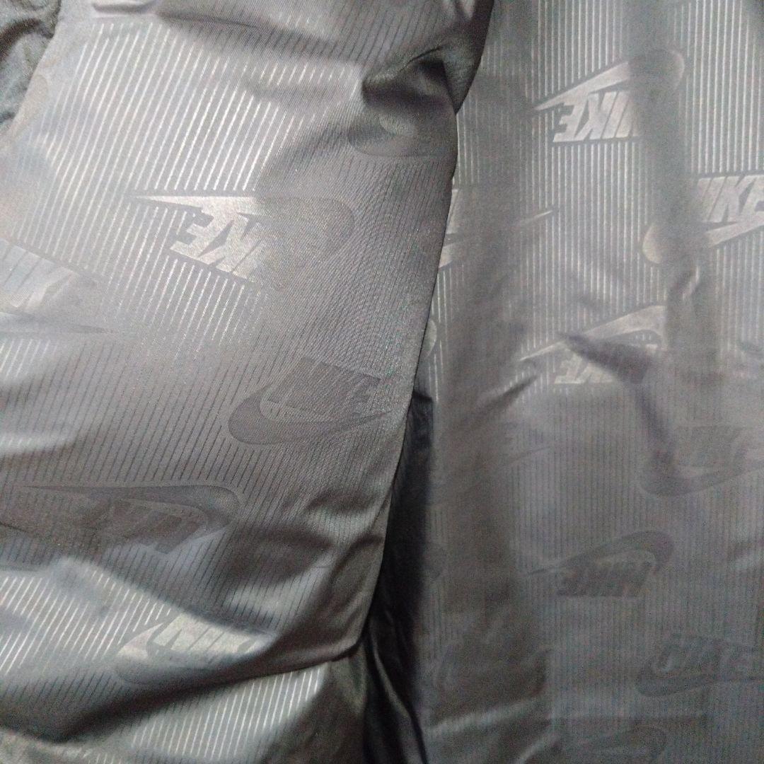 NIKE　パファーベスト