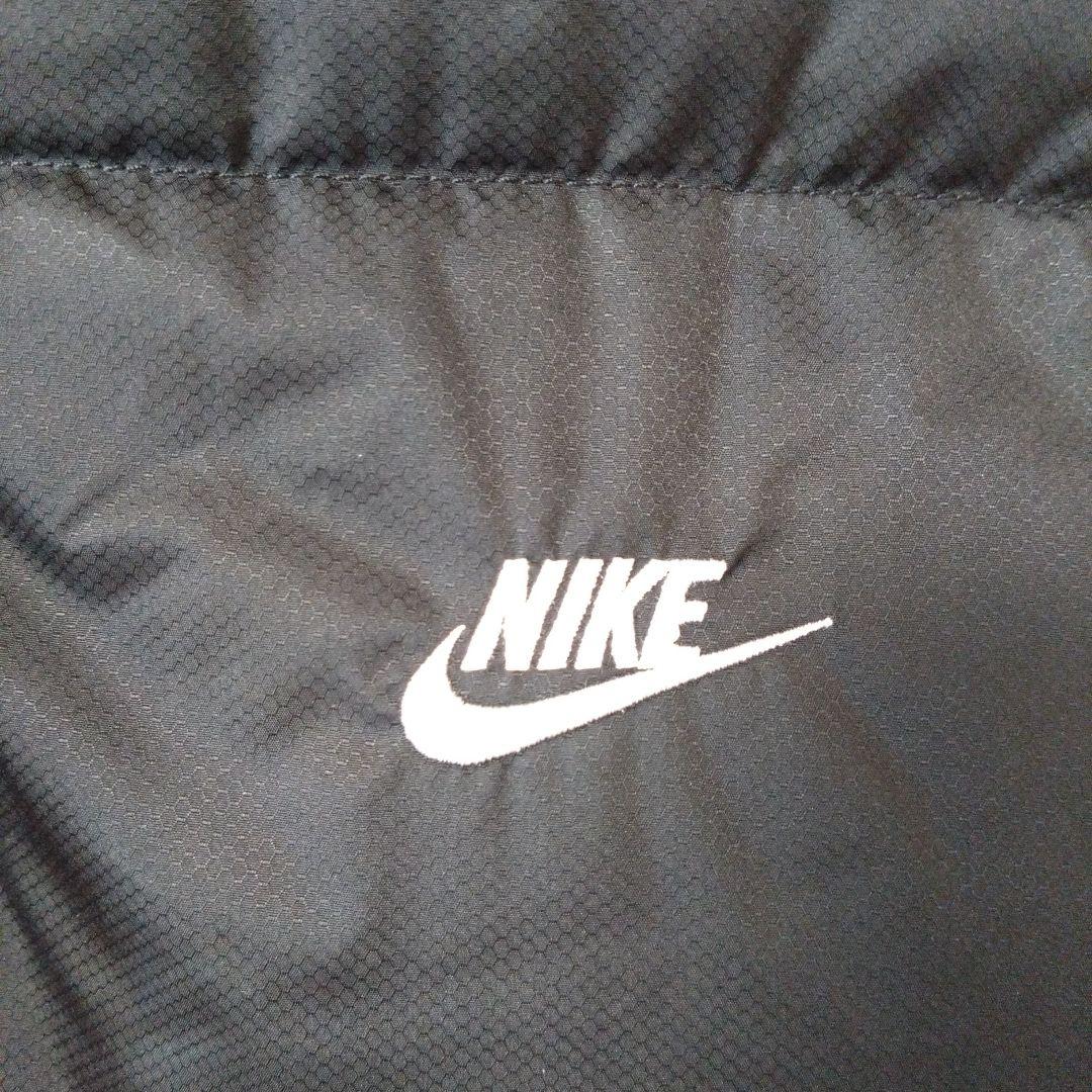 NIKE　パファーベスト