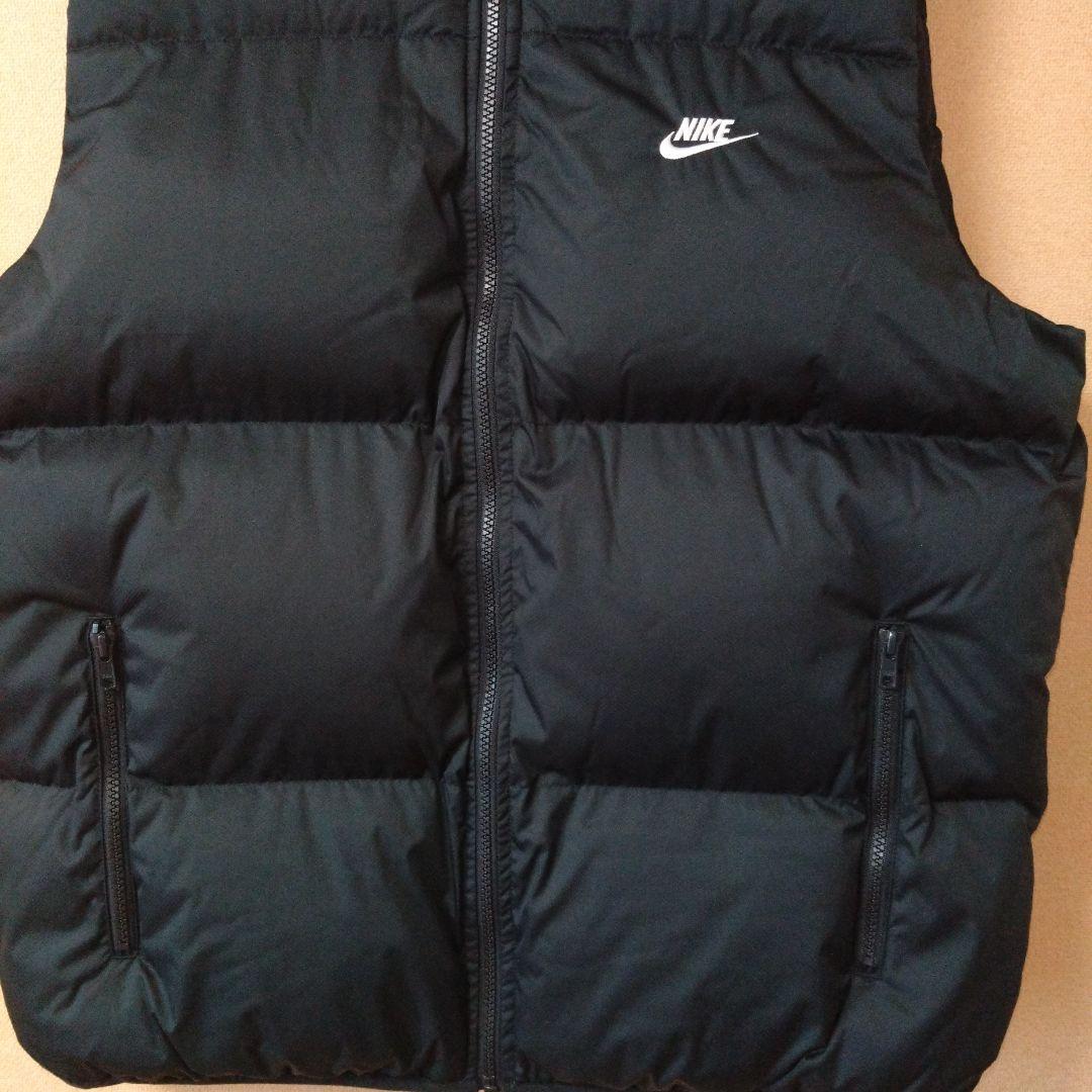 NIKE　パファーベスト