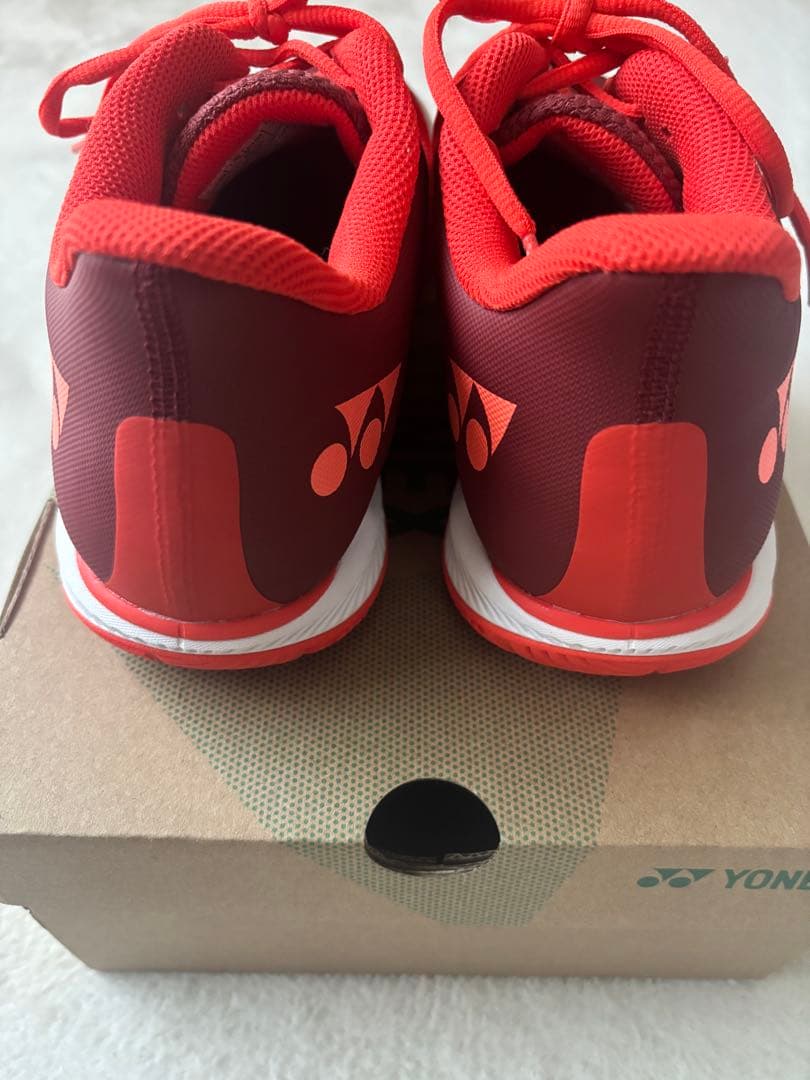 YONEX COMFORT Z バドミントンシューズ レッド26.5cm