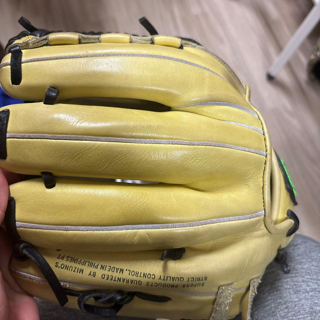 Slugger 硬式グローブ イエロー