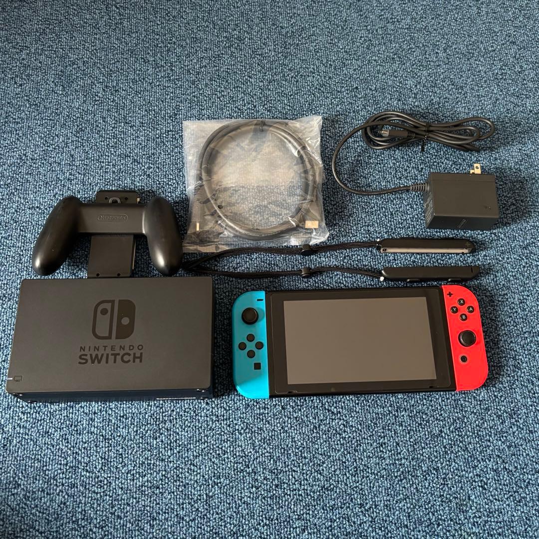 Nintendo Switch 本体 (SDカード128GB付き)
