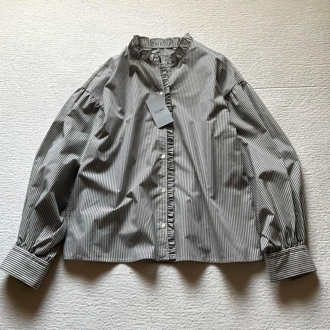 新品未使用 25SS スローブイエナ ミニフリル ブラウス グレー ストライプ