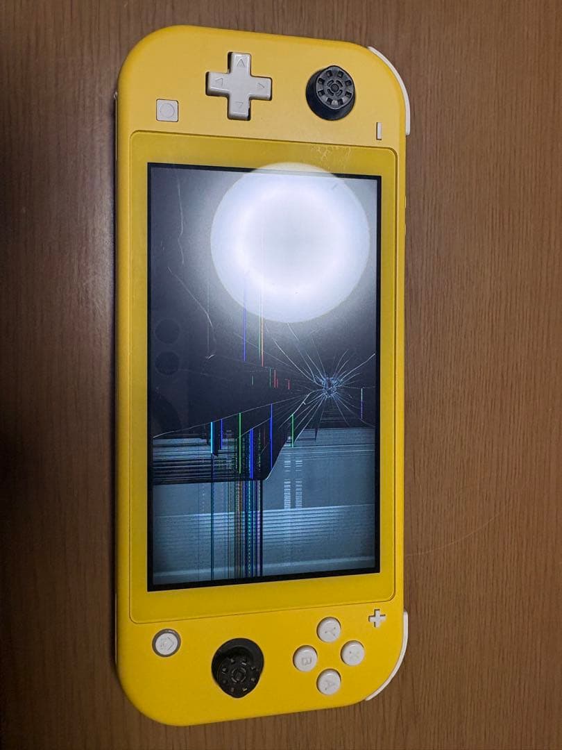 M*X様 【ジャンク品】Nintendo Switch Lite イエロー 本体