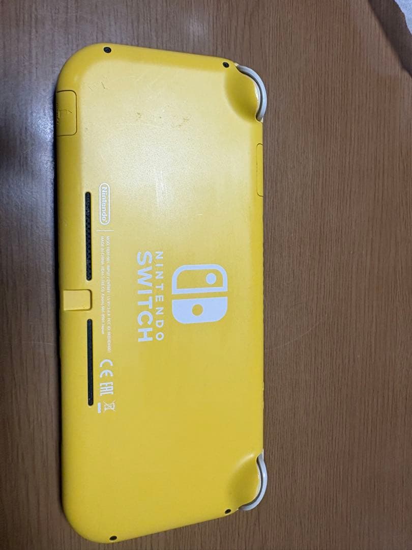 M*X様 【ジャンク品】Nintendo Switch Lite イエロー 本体