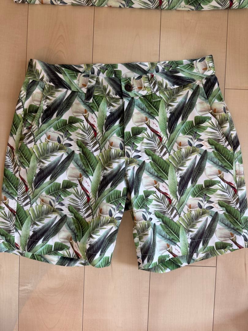 HERG1 柄ポロシャツ　ハーフパンツ　セットアップ　サイズV（L）
