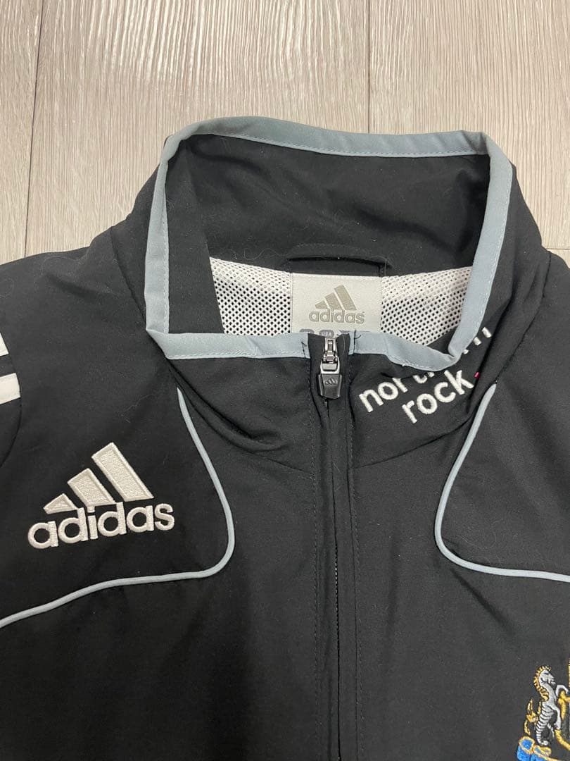 レトロ！adidas Newcastle United ジャケット