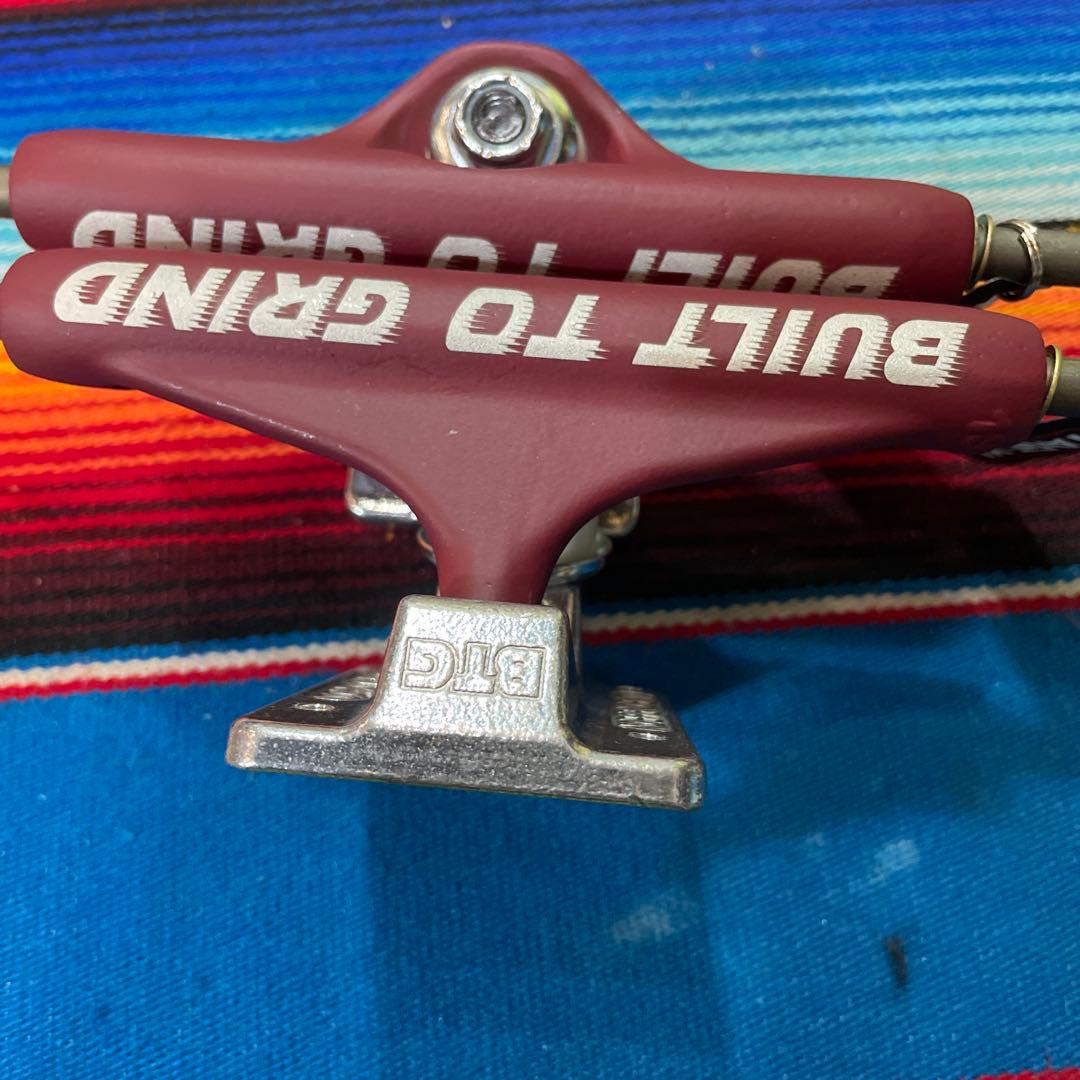 139 Stage 11 BTG Speed Burgundy トラック