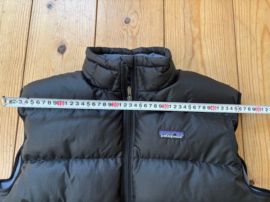 Patagonia ブラック ダウンベスト　メンズMサイズ