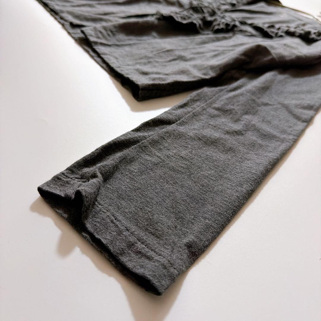 新品✨45R カディフリルブラウス リボン R刺繍 チャコールグレー 2 長袖