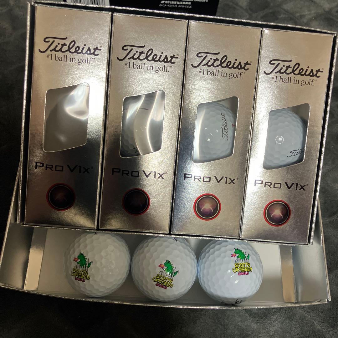 スコッティキャメロンTitleist Pro V1x ゴルフボール 1ダース