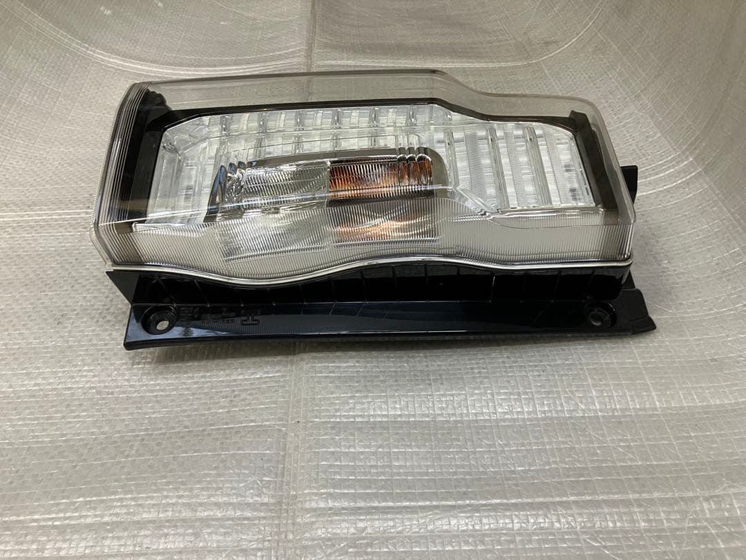 ♦︎ダイハツ★タントカスタムLA600S左純正テール★インナーブラック★良品★