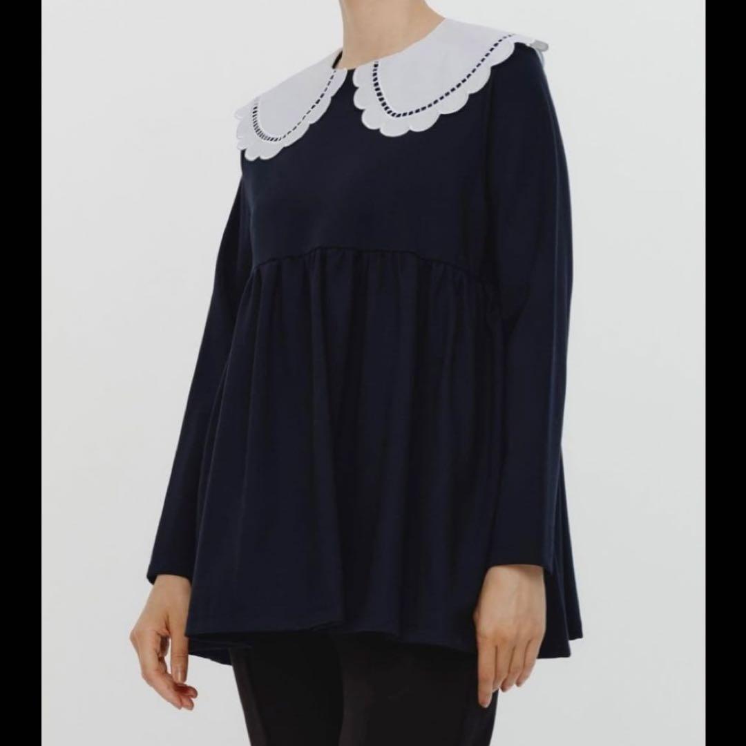 美品✨yori ヨリ スカラップカラーフレアカットブラウス 白襟 24AW