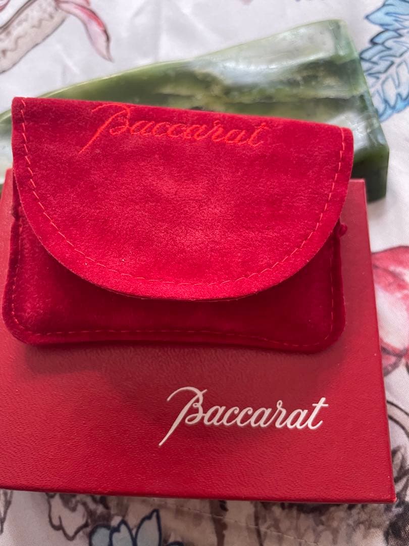 Baccarat ガラス イヤーカフ