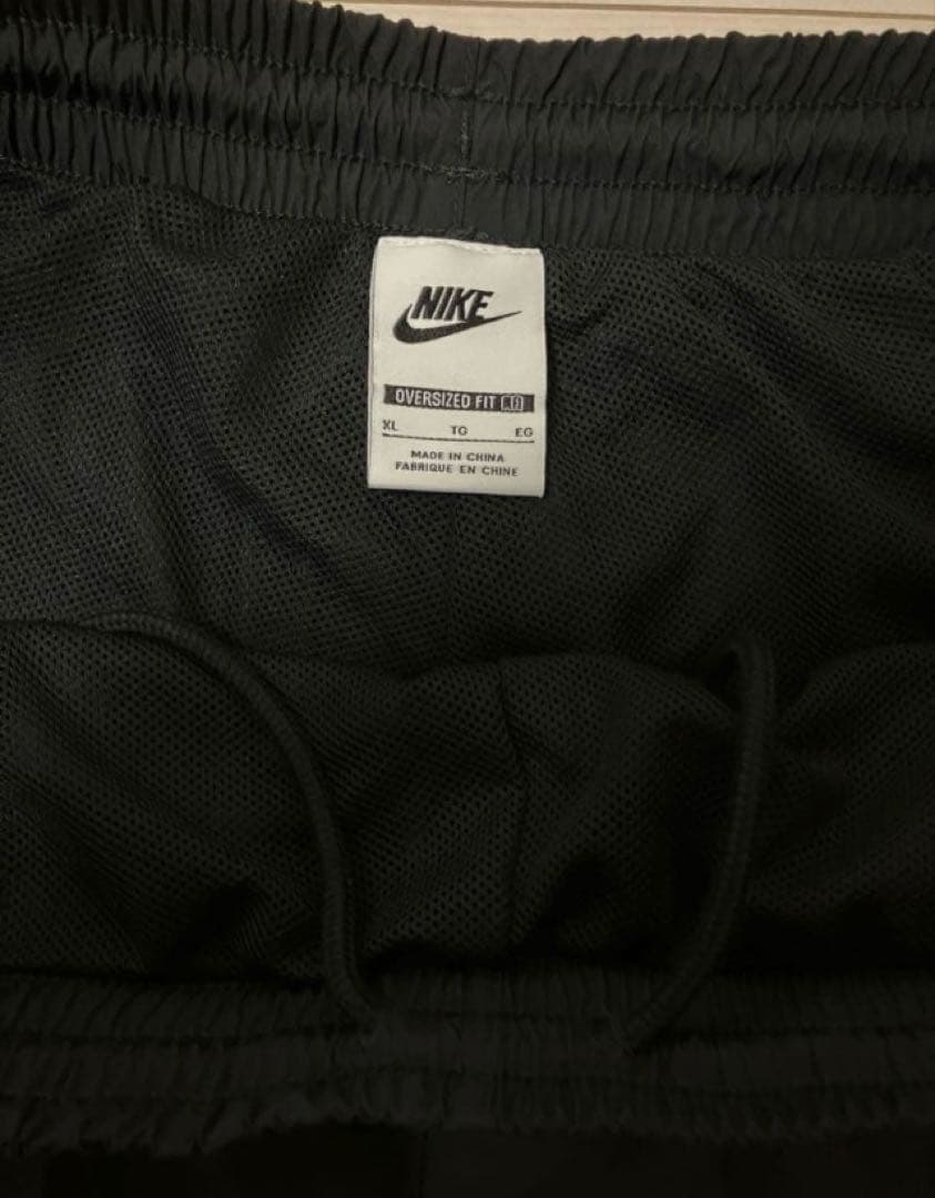NIKE オーバーサイズ　ウーブン トラックパンツ XL ビッグシルエット太め