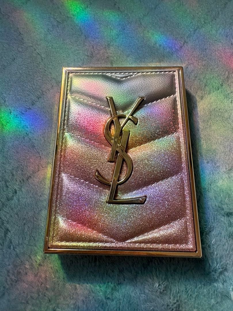 イヴサンローラン　クチュールミニクラッチ126 スパークリングラスト YSL