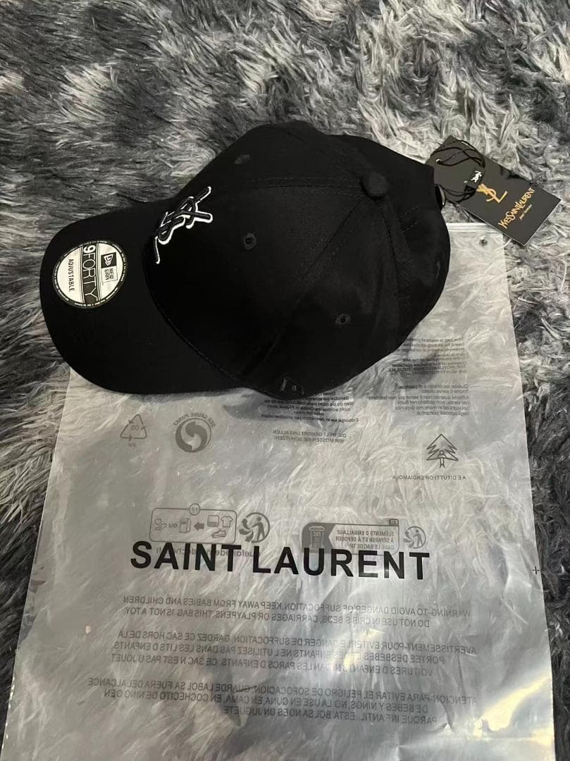 SAINT LAURENT ブラック ベースボールキャップ 9FORTY