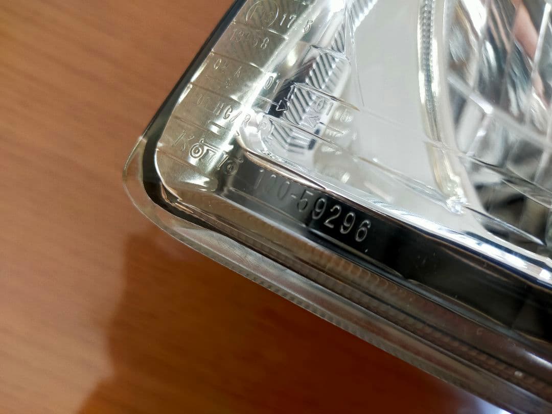 キャリイトラック　DA16T 左ヘッドライト　純正品