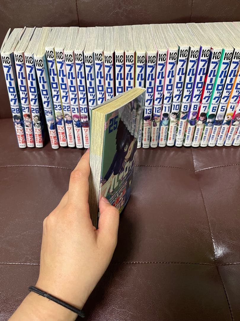 ブルーロック　全巻　（1〜28巻）
