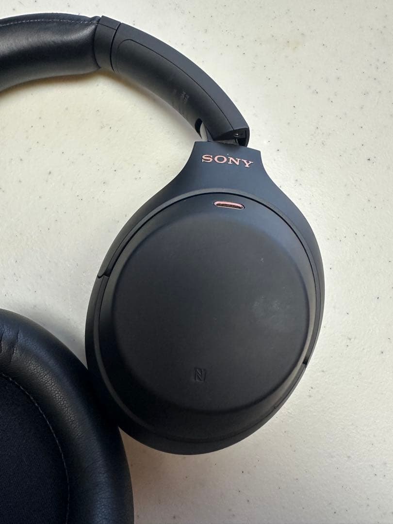 SONY WH-1000XM4 中古