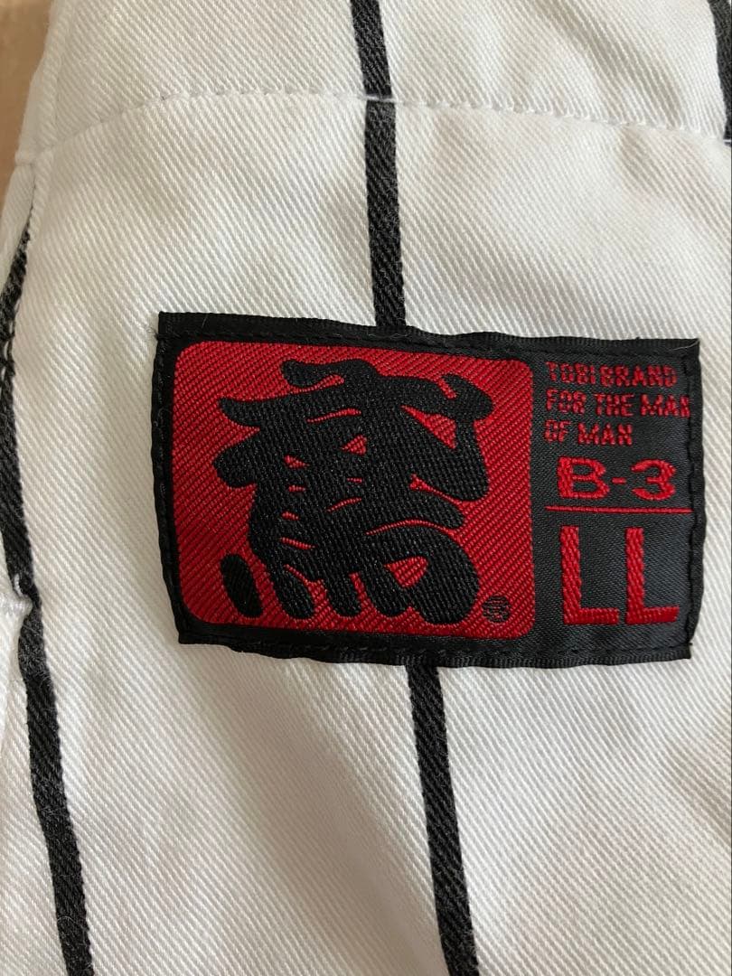 阪神タイガース、ニッカポッカ　目立つ汚れなし