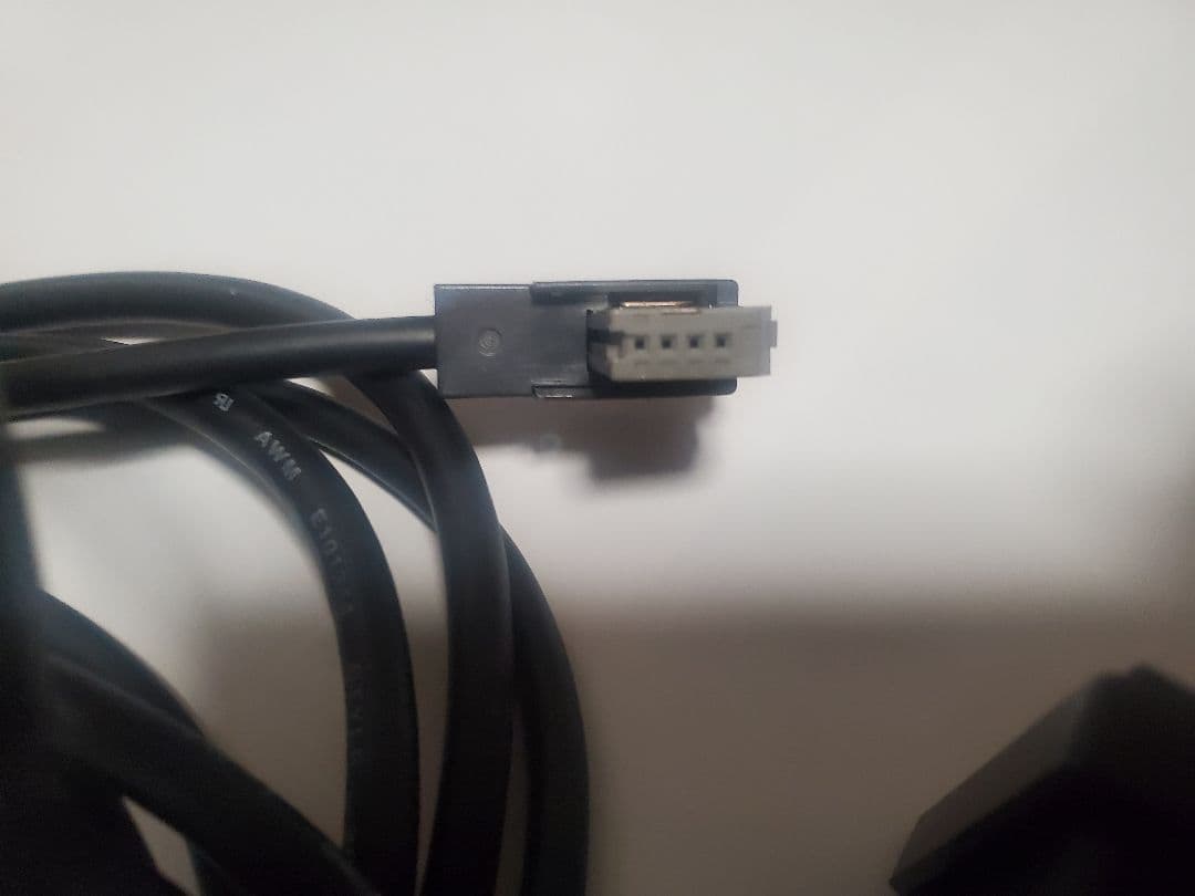 新品未使用品❗ALPINE トヨタ車用ビルトインUSB/HDMI接続ユニット