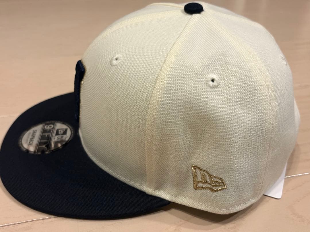 2026年WBCキャップNEW ERA 9FIFTY クロームホワイトネイビー