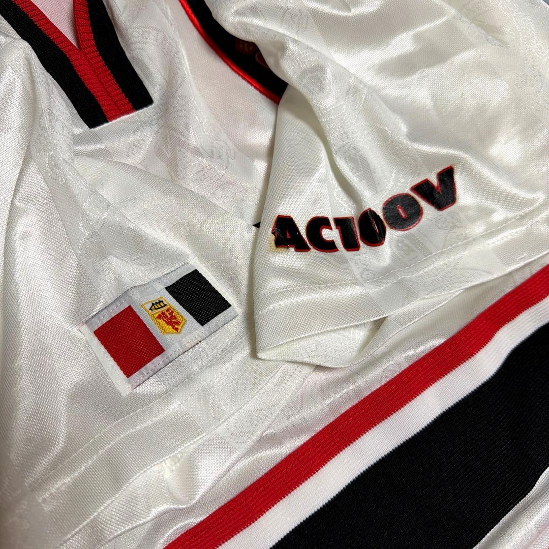マンチェスター ユナイテッド サッカーシャツ ユニフォーム ヴィンテージ
