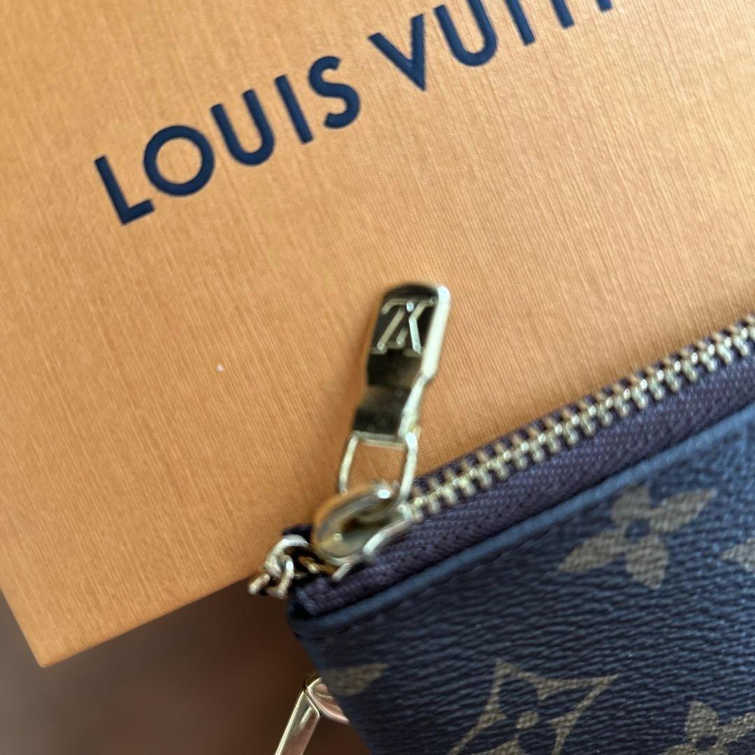 LOUIS VUITTON モノグラムキーケース