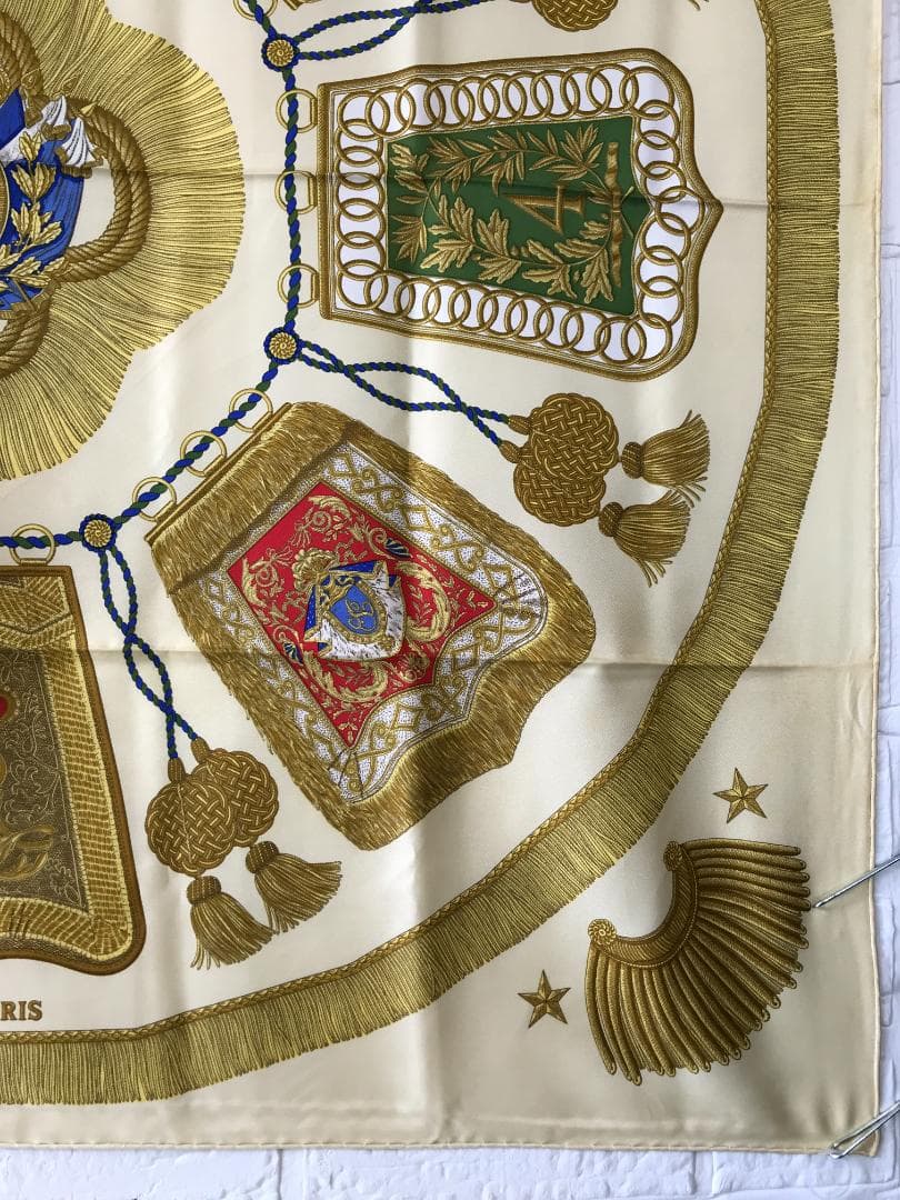 HERMES　エルメス　大判スカーフ　カレ90　サーベル飾り袋　668