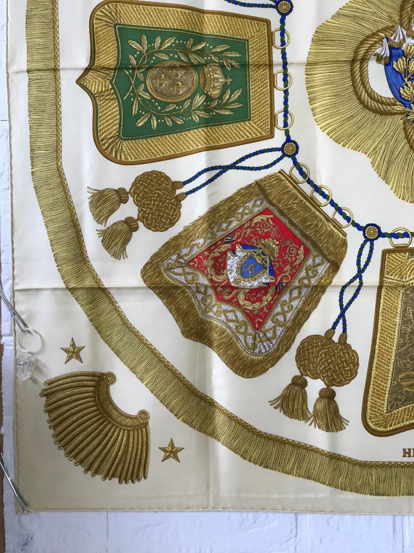 HERMES　エルメス　大判スカーフ　カレ90　サーベル飾り袋　668