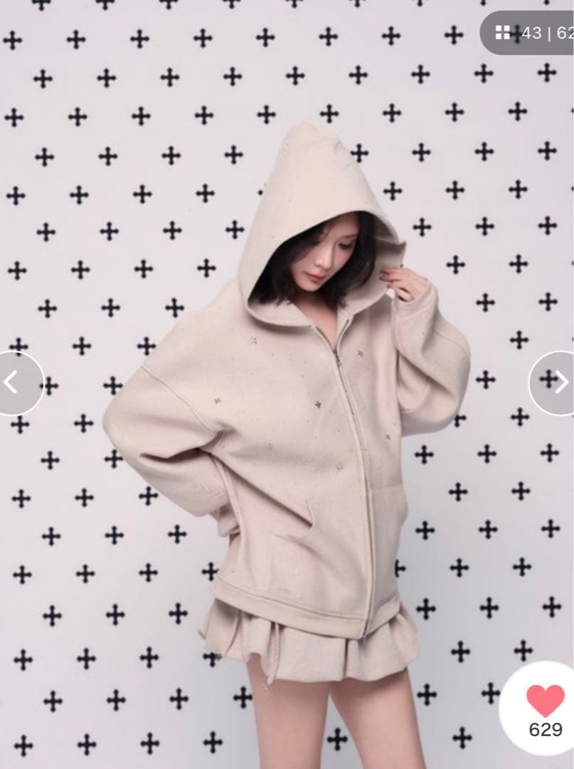 ANDWANG Kirakira jewel zip up beige Mサイズ