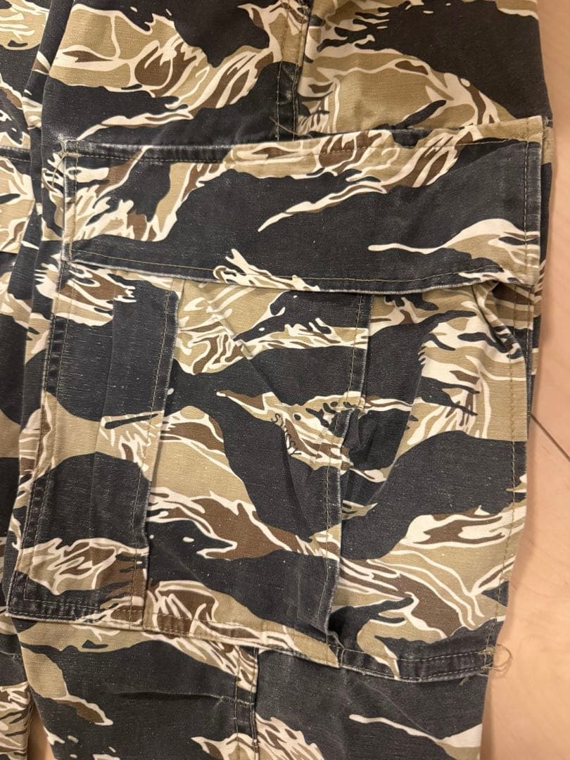 タ*ー様 00s old stussy タイガーカモ カーゴパンツ 34 ボタン