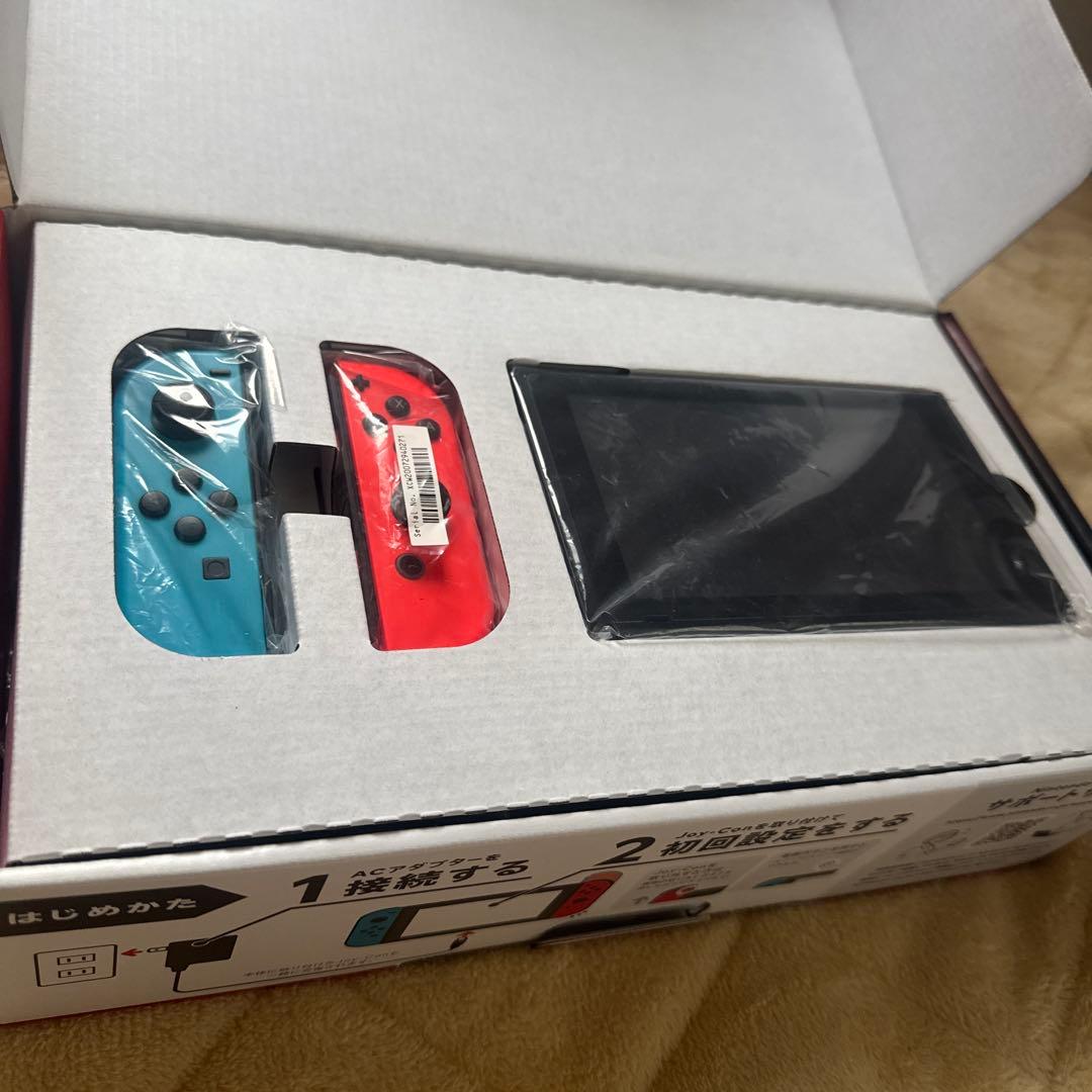 ☆*☆様 Nintendo Switch 本体 赤/青 Joy-Con付き　箱あ